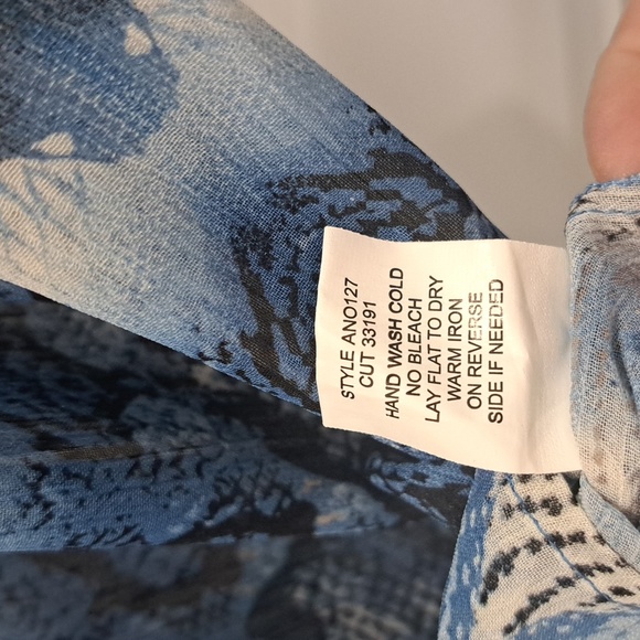 Small tunic blouse - Picture 6 of 6